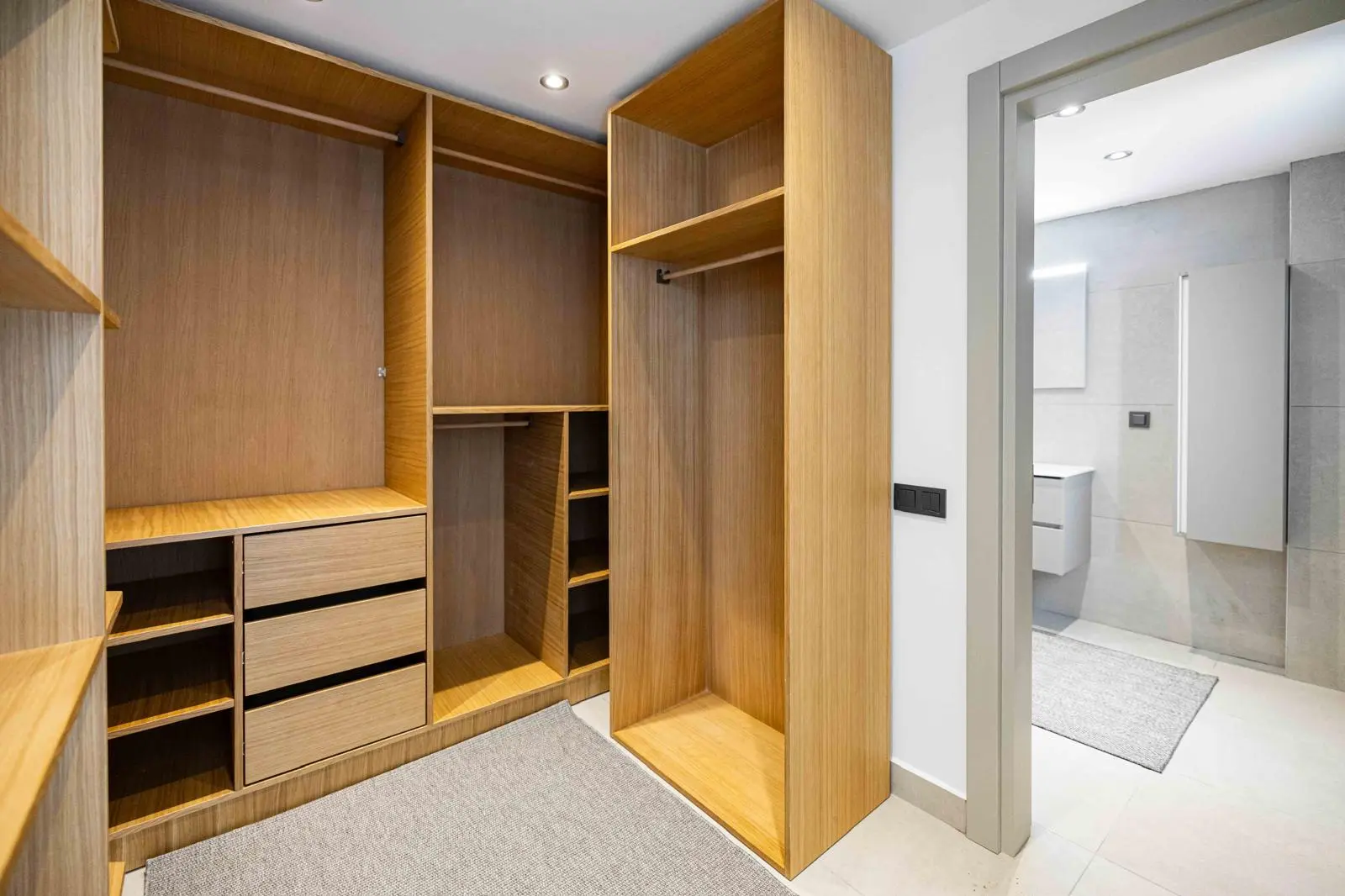 Closet